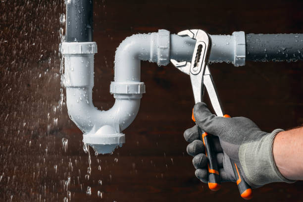 Professional Sewer Line Repair technician working in Broaddus, TX